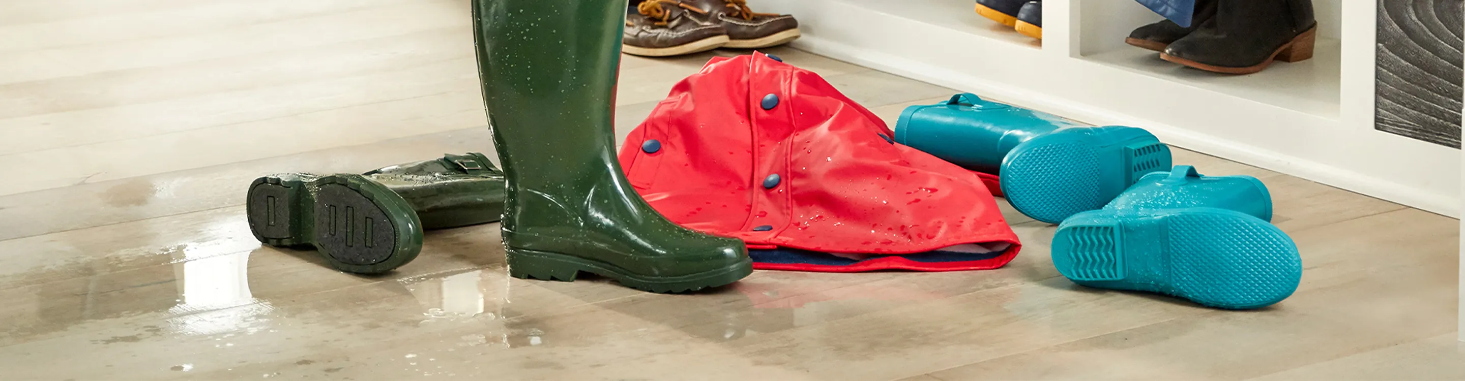 Install waterproof flooring in your Brantford, ON, home 